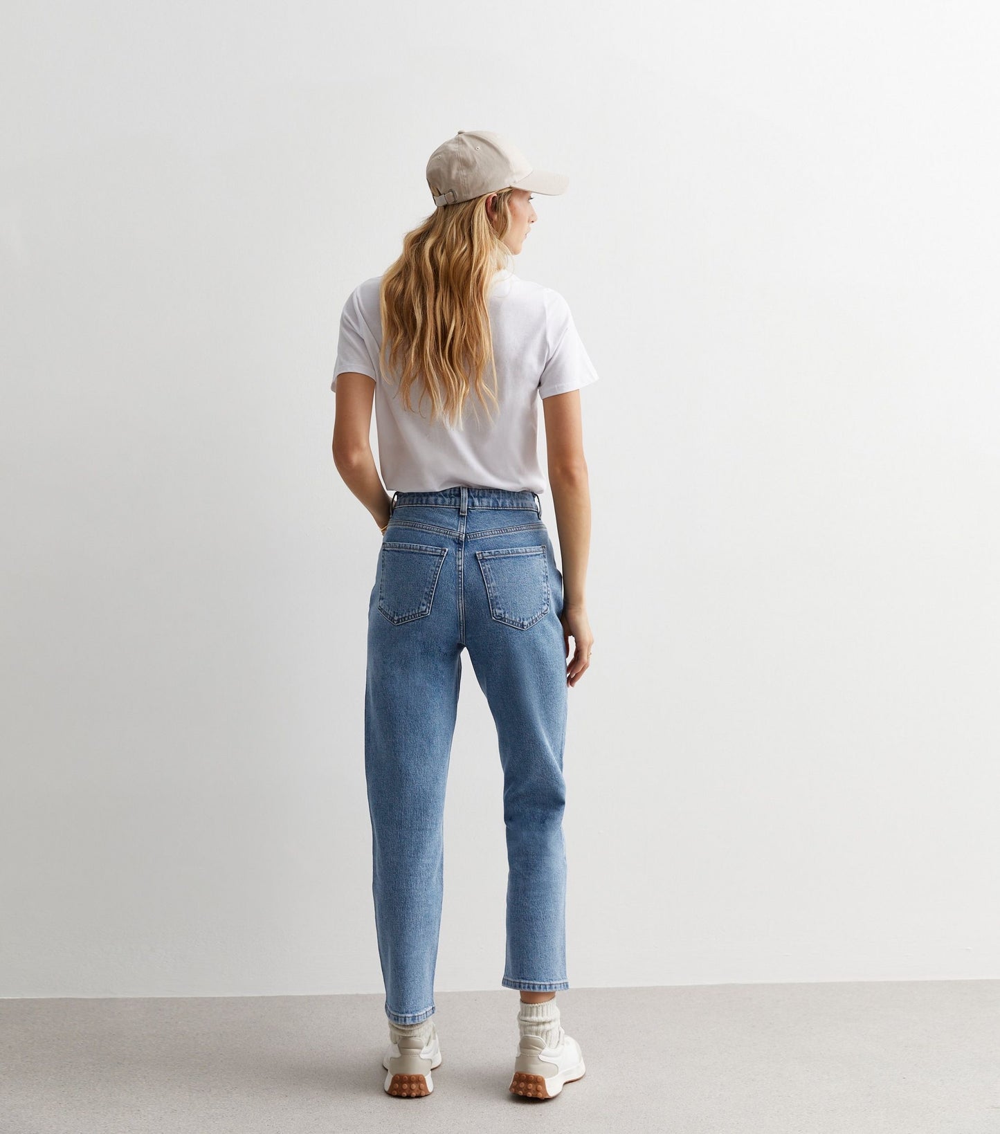 Blue Ankle Grazing Hannah Straight Leg Jeans - New Look