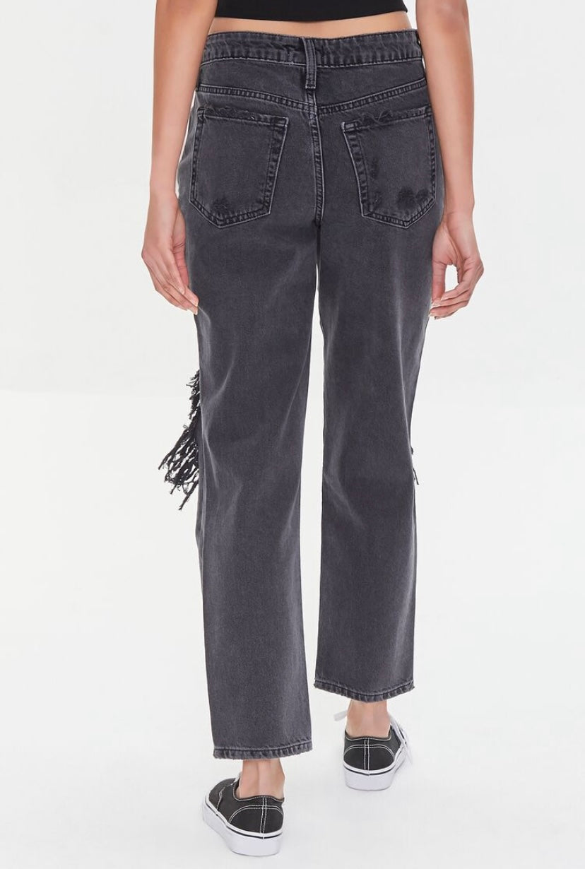 Distressed Mom jeans - Forever21