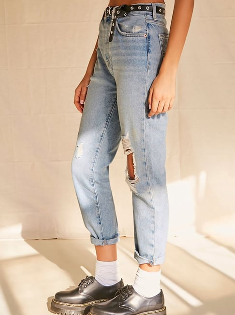 Light Denim Distressed Boyfriend Fit Jeans - Forever21