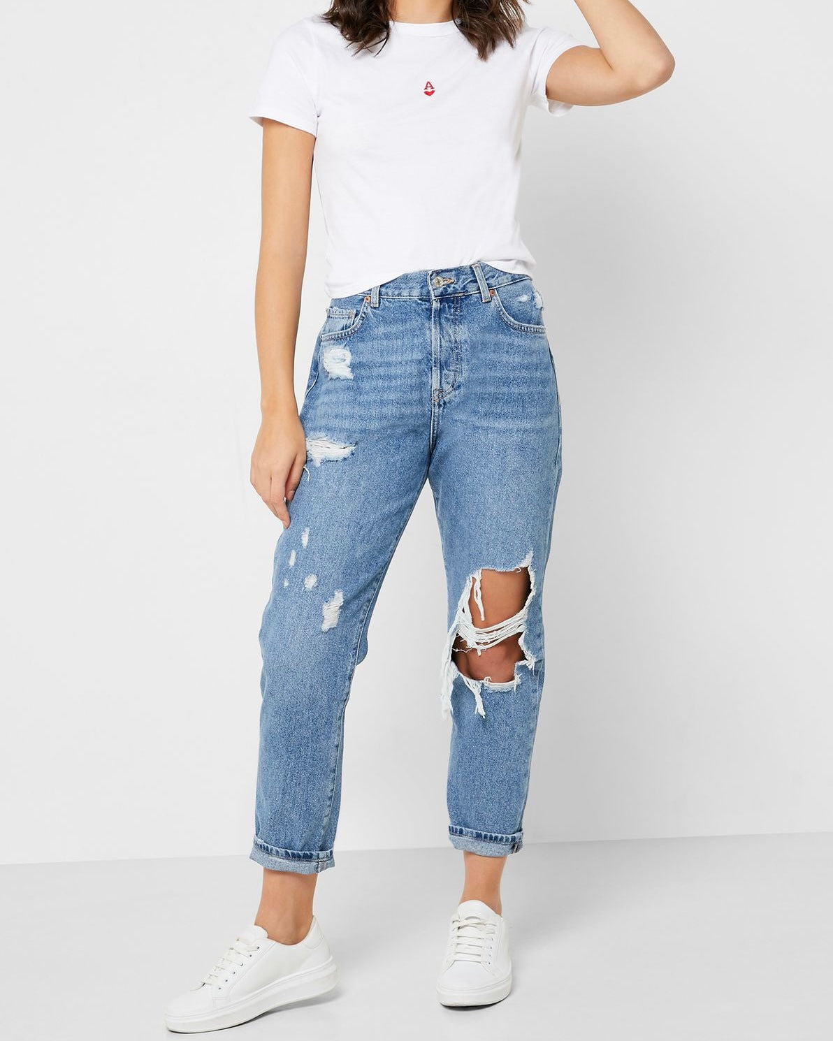 Distressed High-Rise Mom Jeans Forever21 – Jeanza-eg