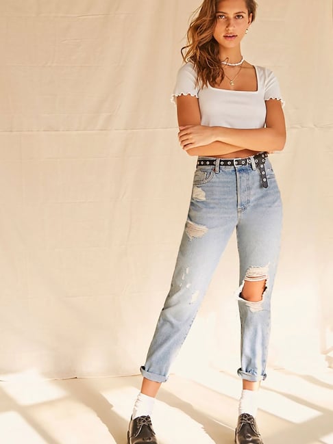 Light Denim Distressed Boyfriend Fit Jeans - Forever21