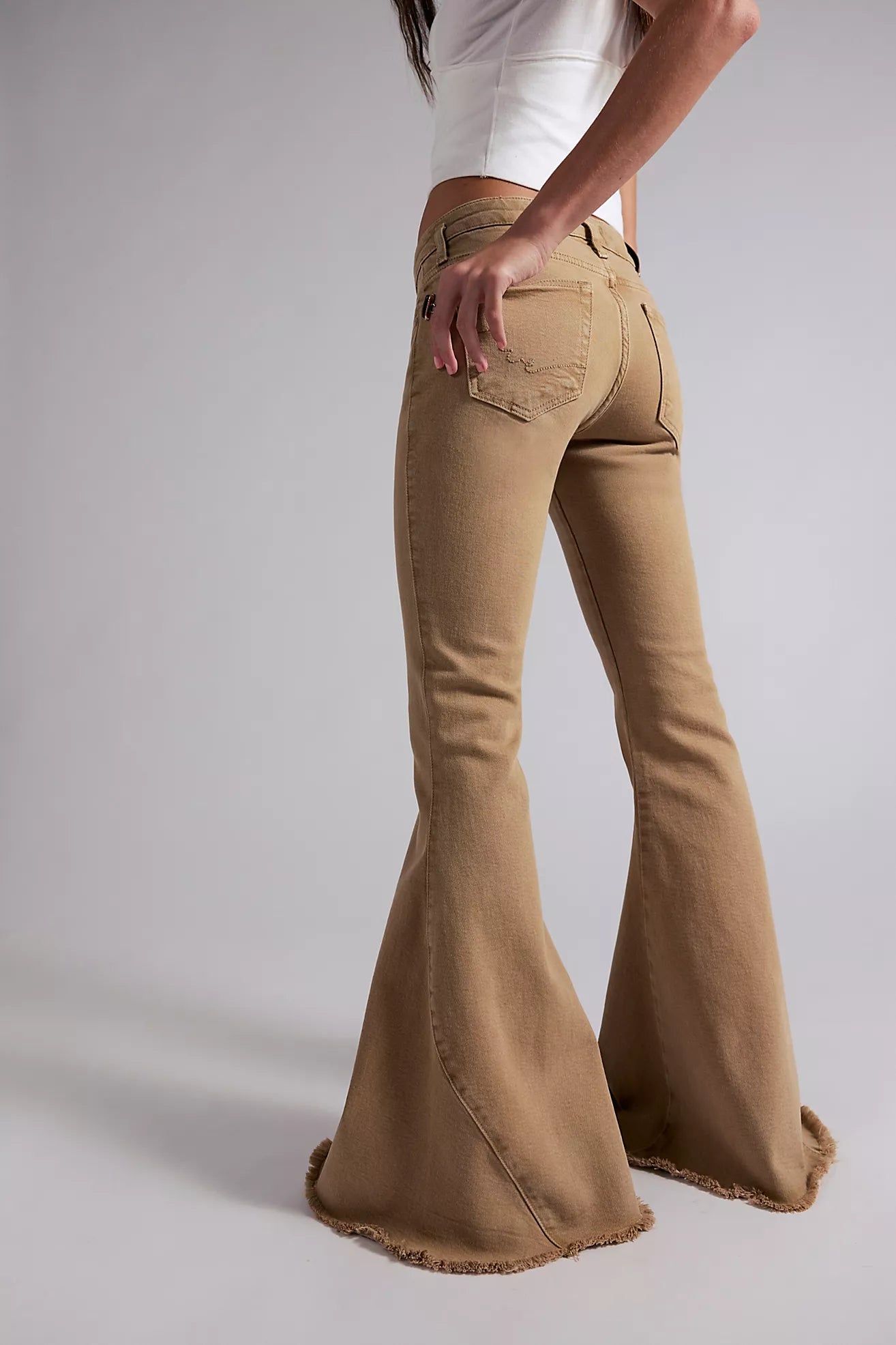 Free People - We The Free Emre Low-Rise Flare Jeans