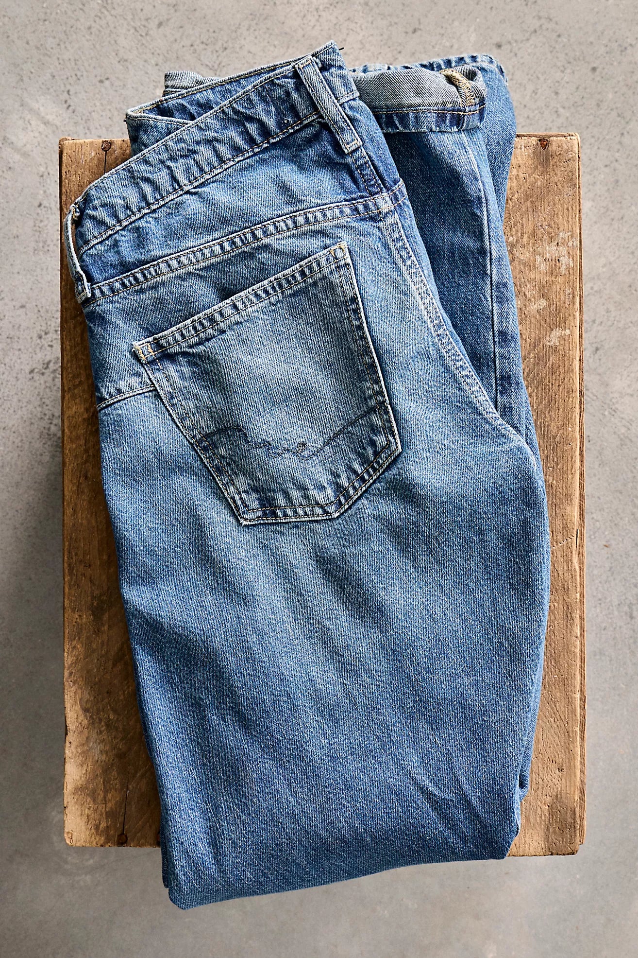 Free People - We The Free Fable Low-Rise Twisted Bowed Jeans