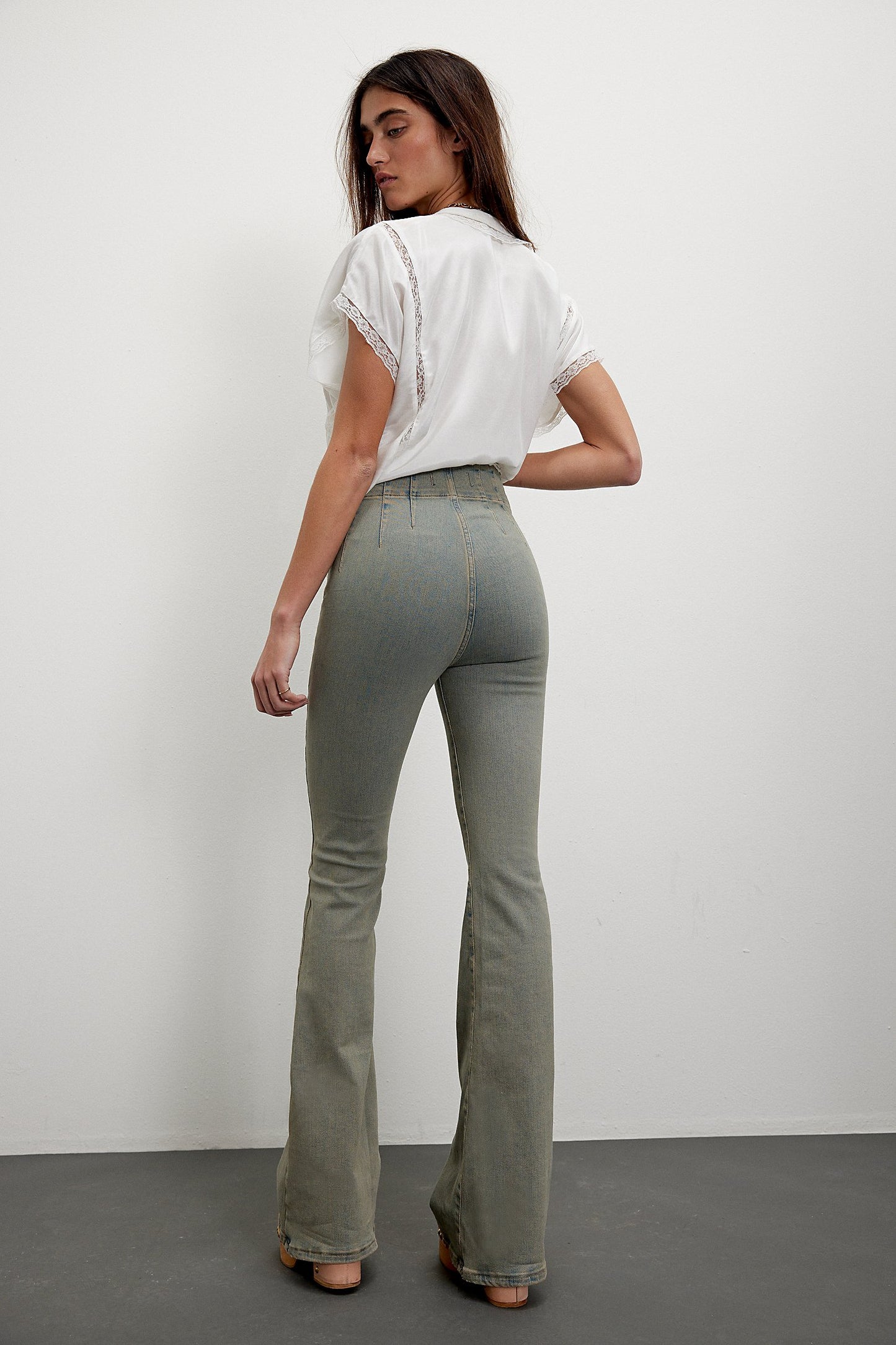 Free people                                       Jayde Flare Jeans- we the free