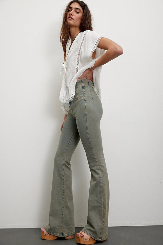 Free people                                       Jayde Flare Jeans- we the free