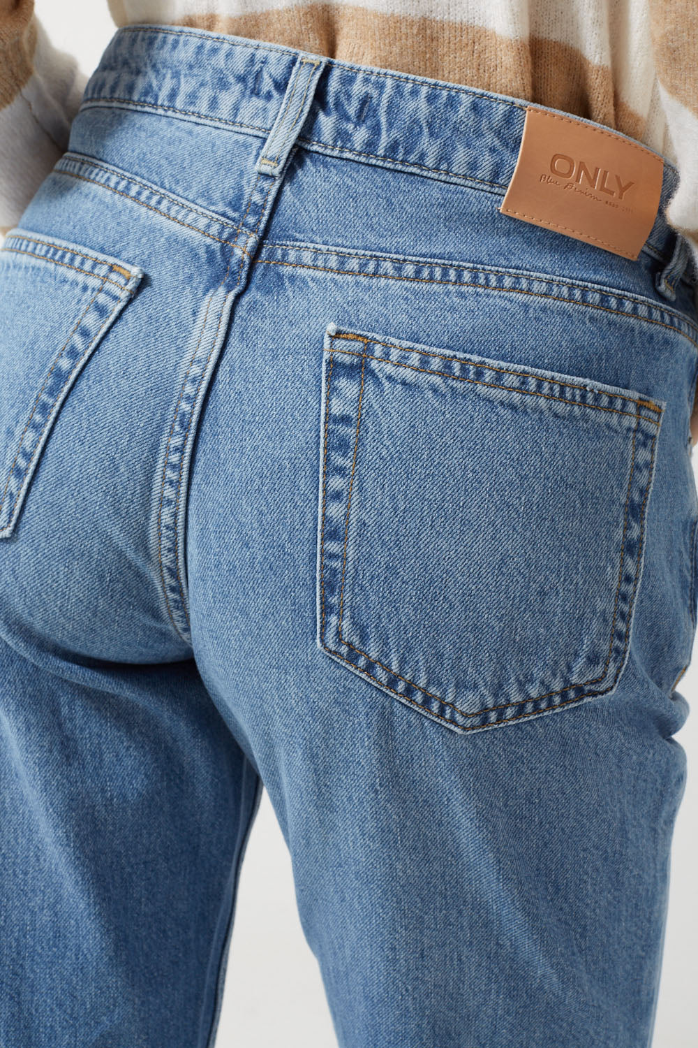 ONLJACI MID WAIST STRAIGHT FIT - only