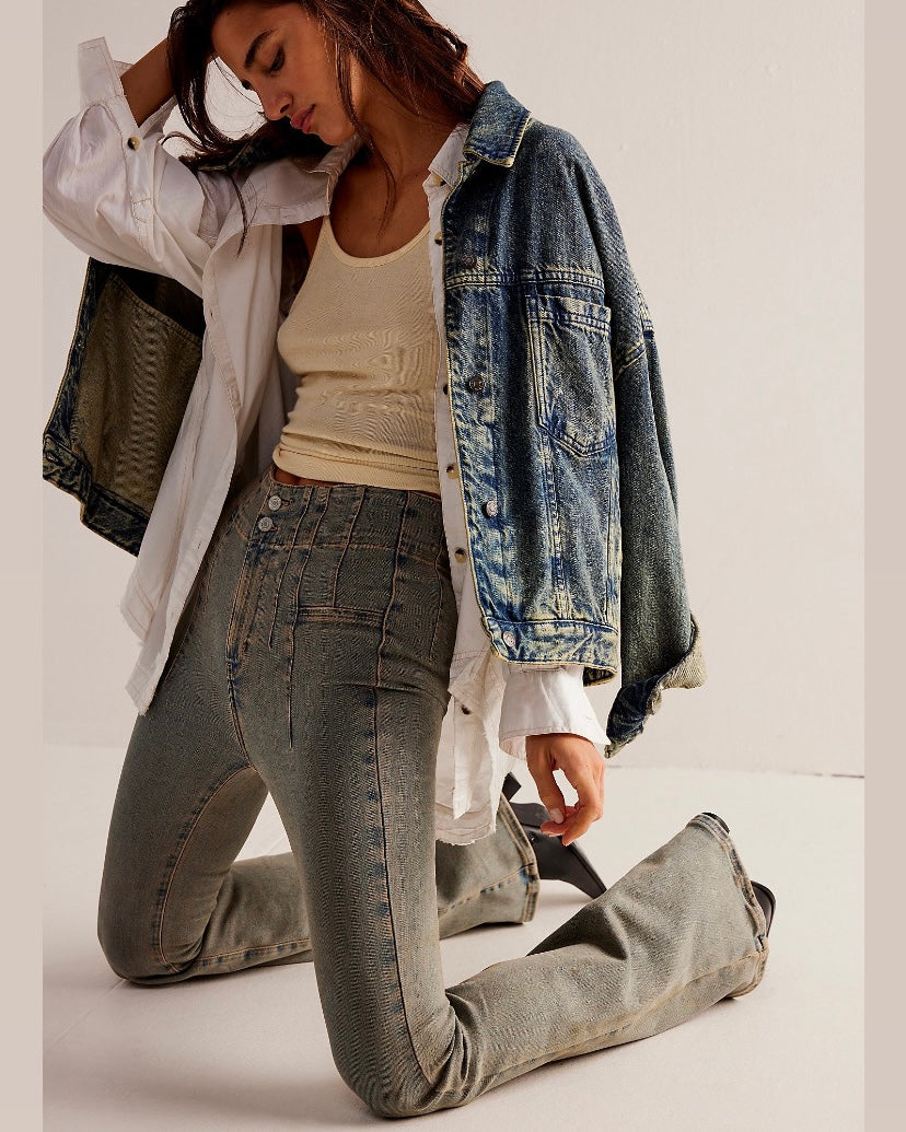 Free people                                       Jayde Flare Jeans- we the free