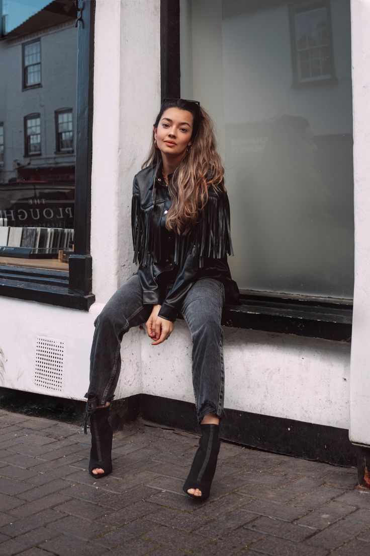 Black Washed Carrie High Rise Mom Jeans - River island