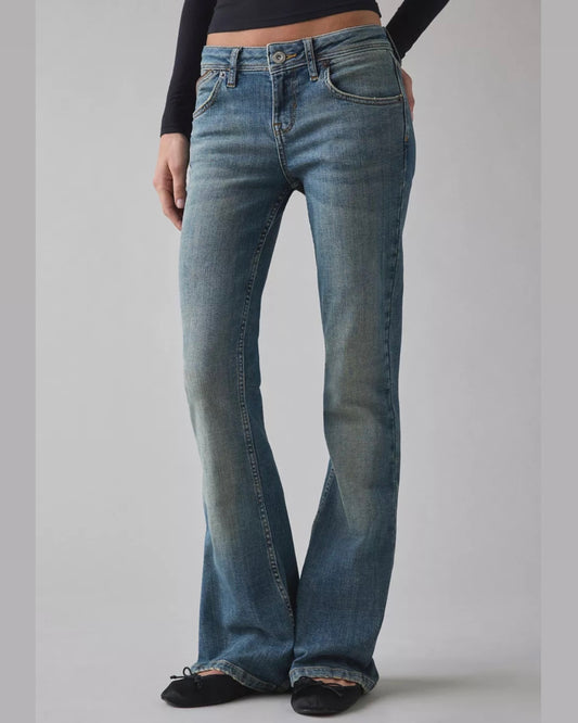 BDG Brooke Low-Rise Flare Jeans