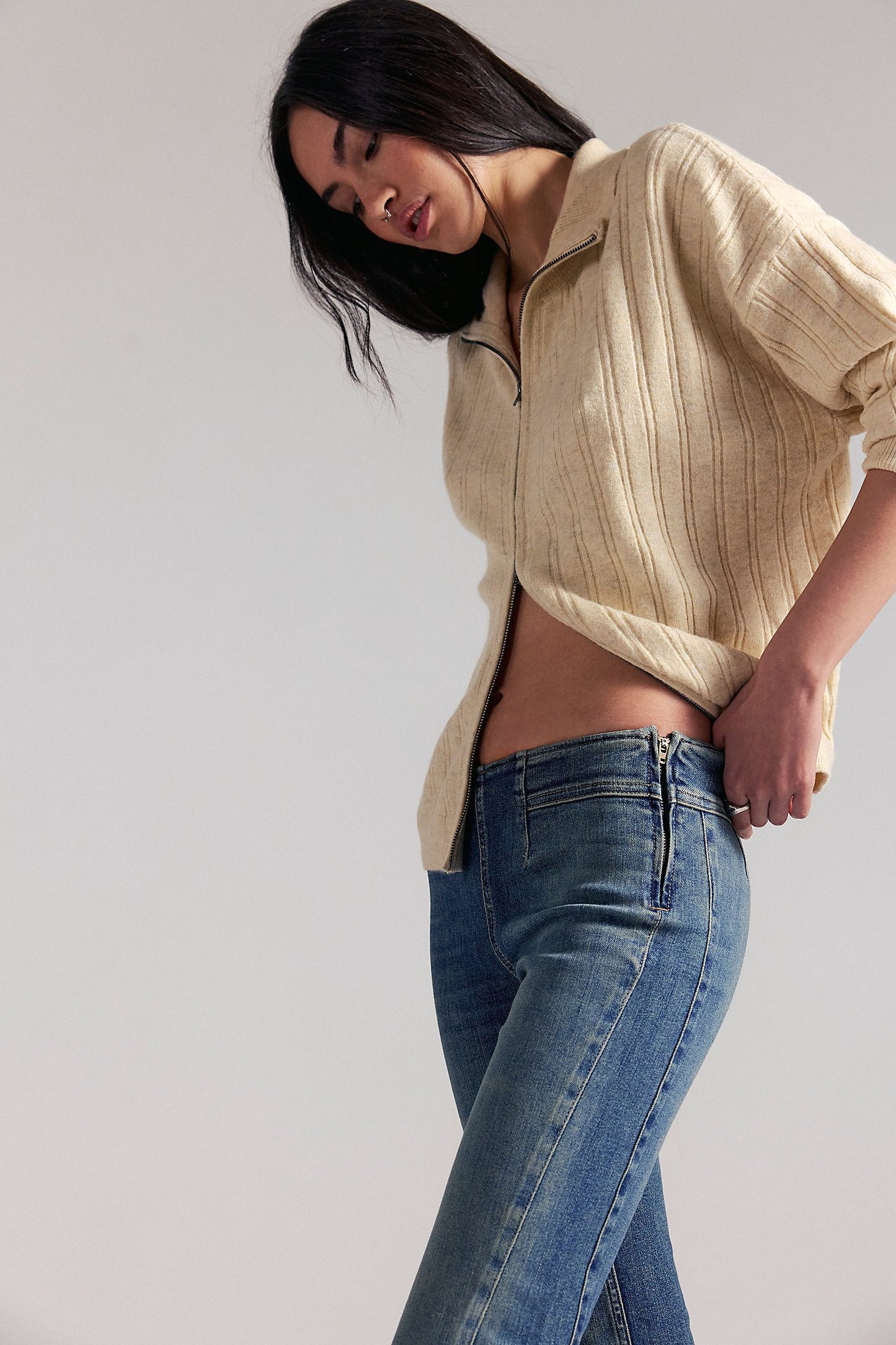 Free people - Alamo Low-Rise Flare leans- we the free