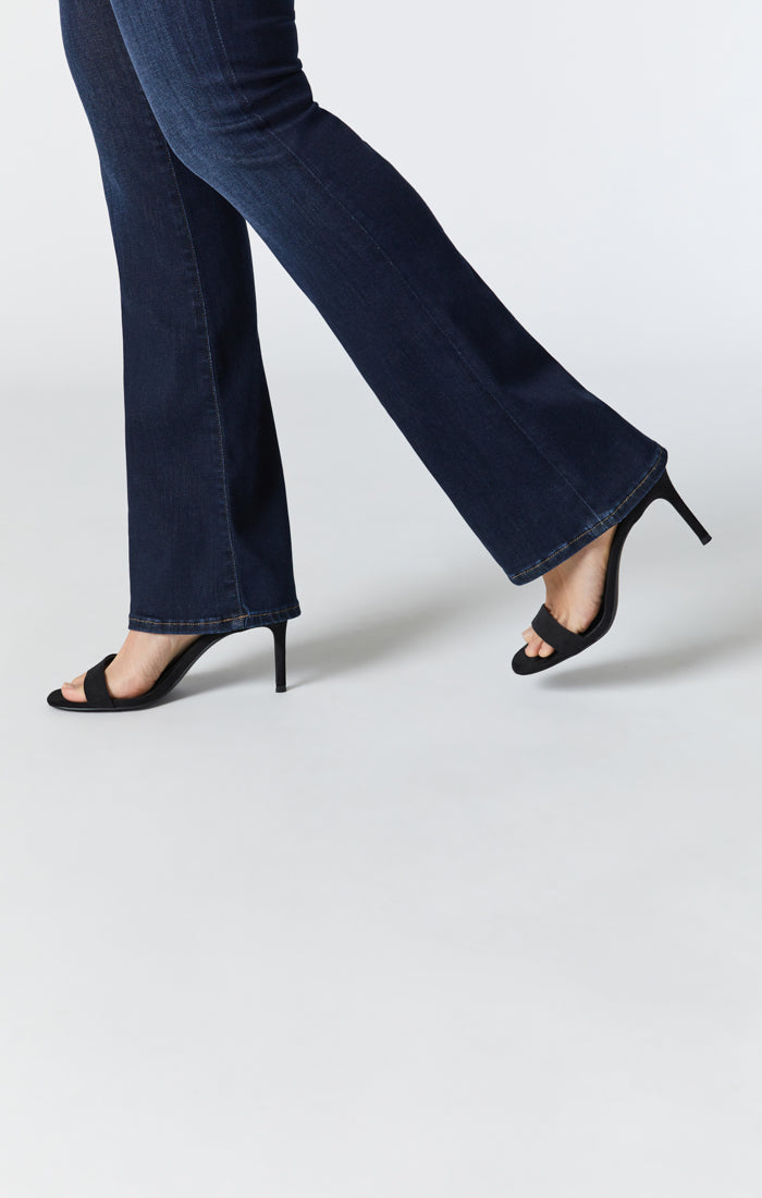 Molly Mid Rise Bootcut
in Indigo Supersoft
 - Mavi