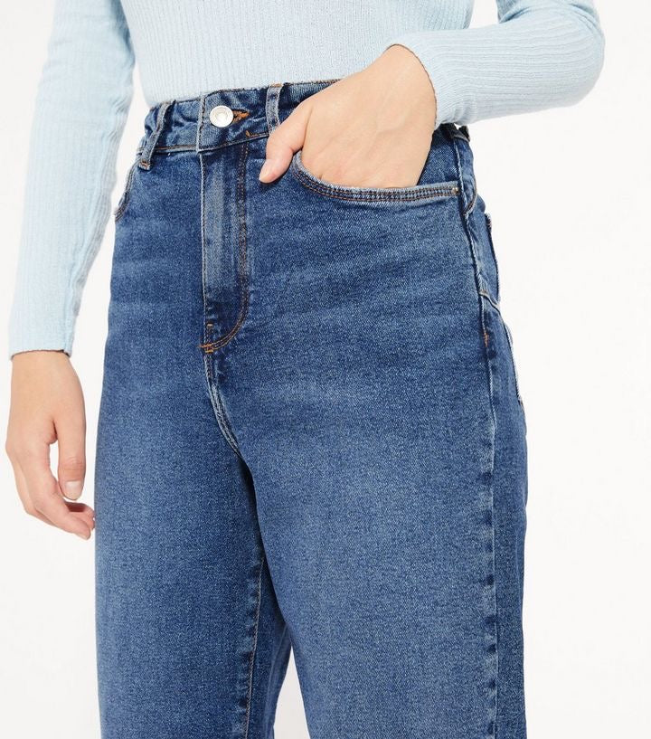 lift and shape mom jeans - New Look